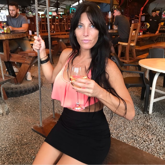 ✦ Meet me, your posher ✦ - Picture 4 of 7